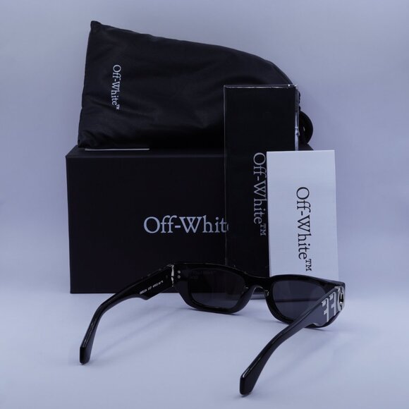 Off-White OERI124 FILLMORE 1007 Rectangle Sunglasses – Black/Grey